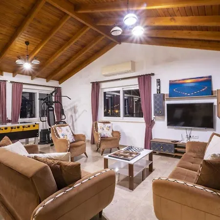 Villa With 2 Private Pools And Backyard In Kas